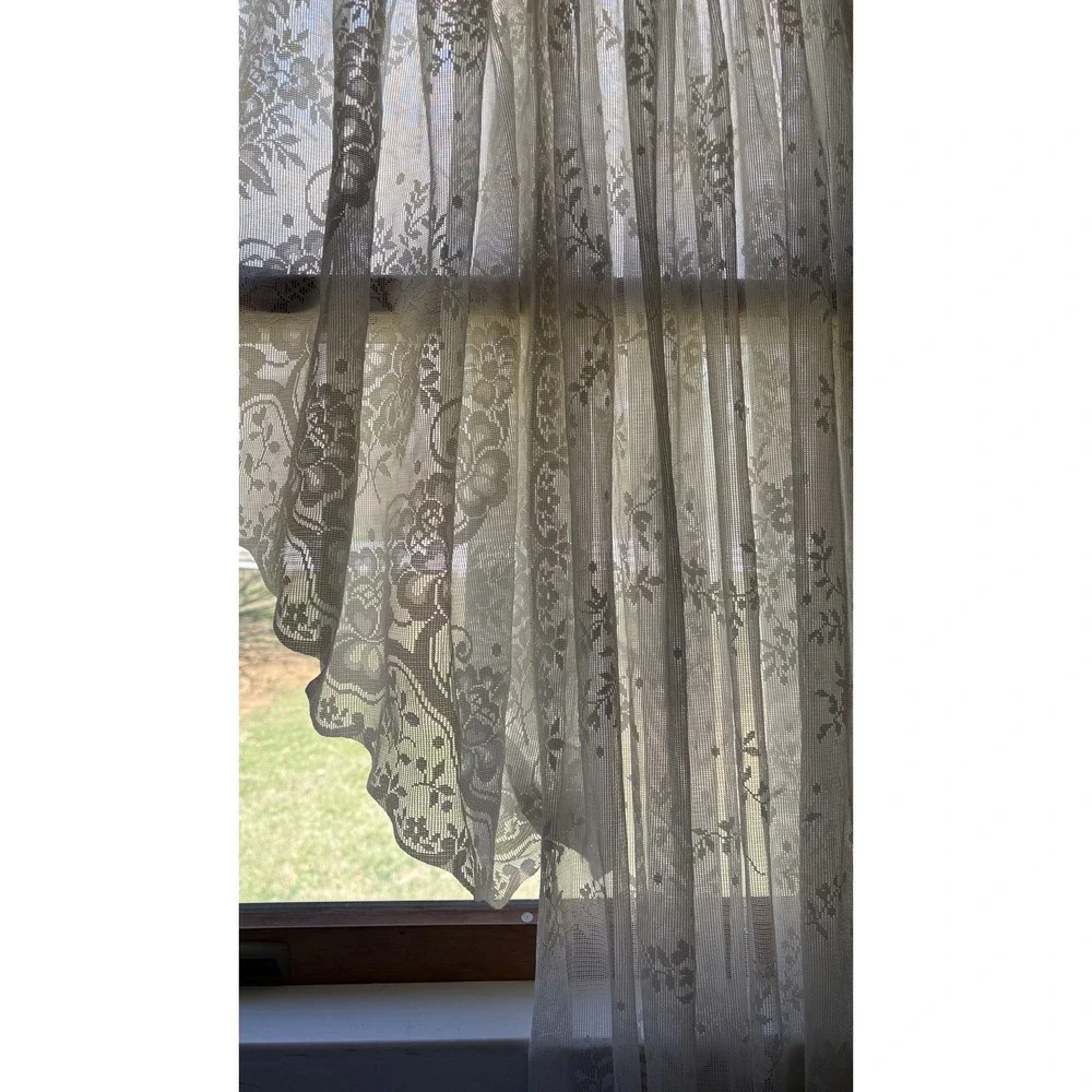 Ivory Lace Curtains And Valance Floral Leaf Pattern Scalloped Edge Vintage 86